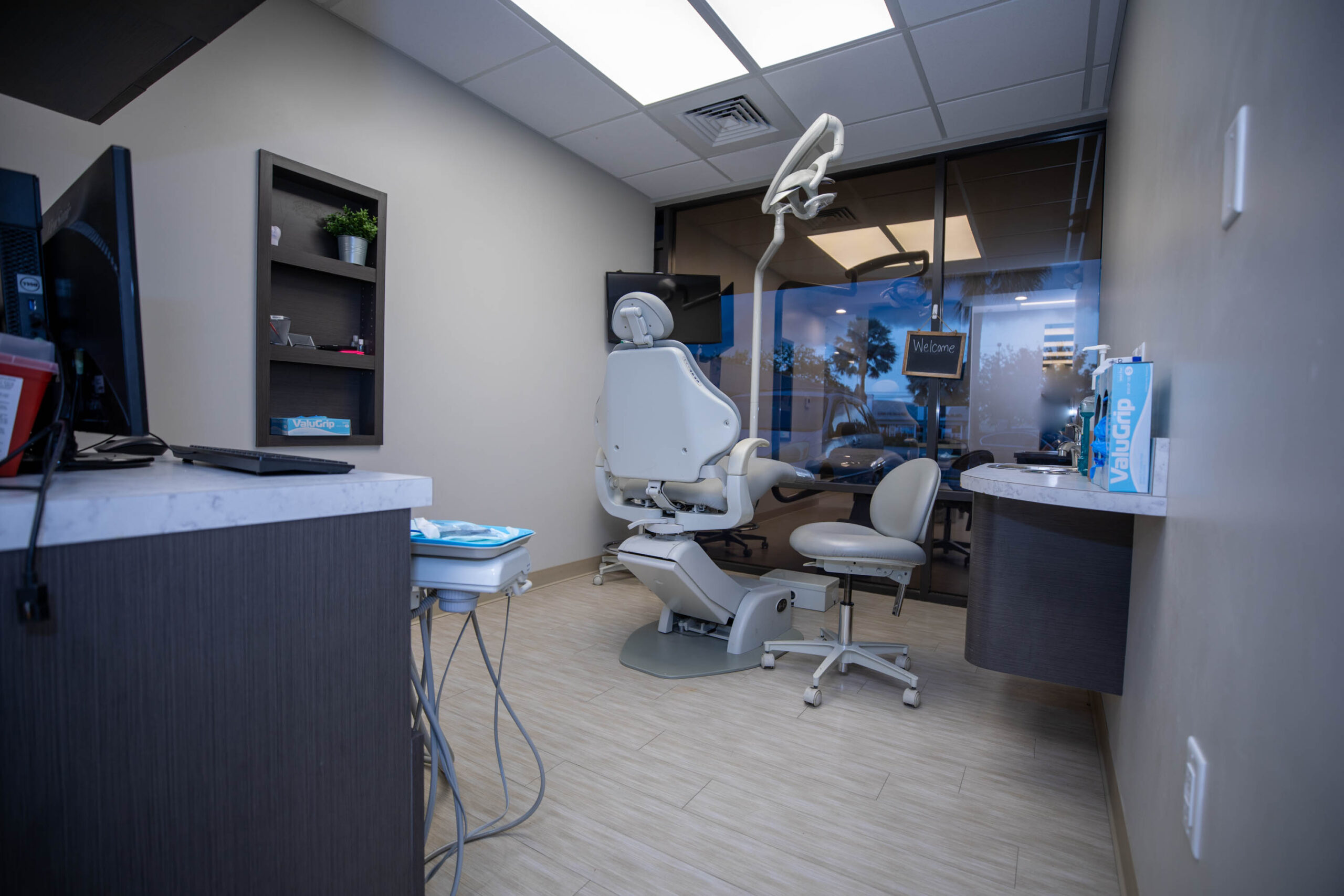 Full Mouth Dental Implants Pembroke Pines, FL Smile Design Dental